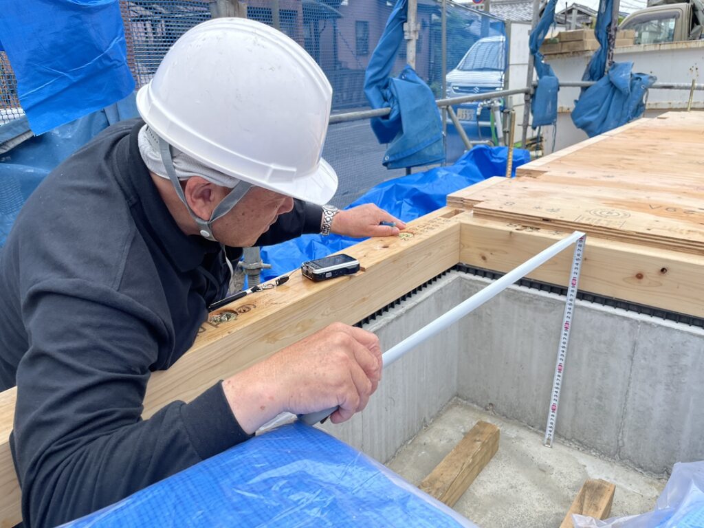 基礎土台伏せの第三者検査、無事合格！そして待望の棟上げへ！